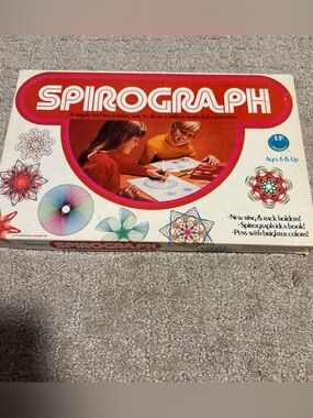 VINTAGE KENNER 1975 SPIROGRAPH DRAWING TOY (missing  1 Piece)